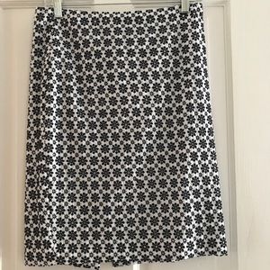 Navy Blue and white patterned, Ann Taylor skirt.